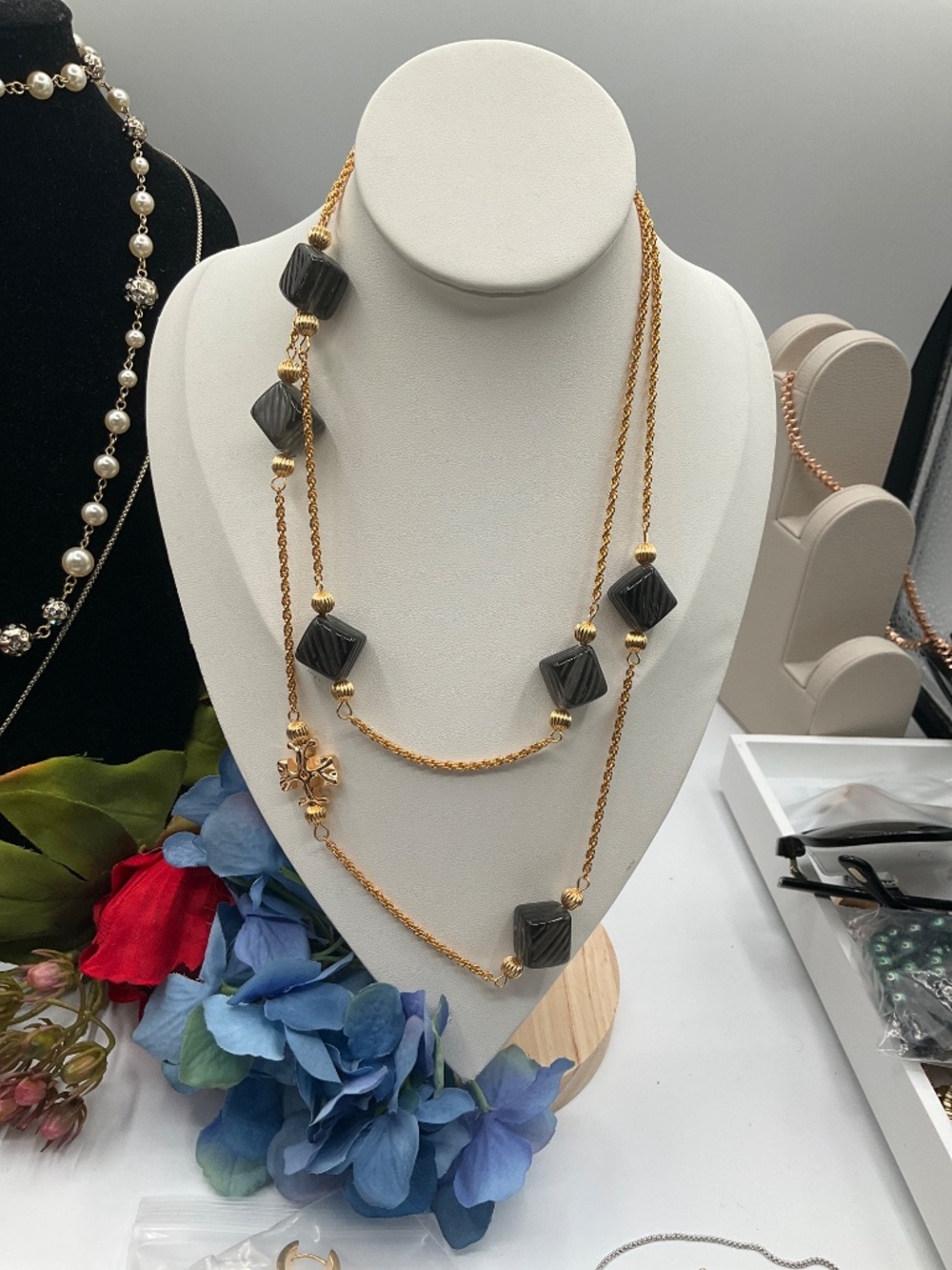 Tory Burch Gold Necklace with Black Beads - Picture 2 of 4